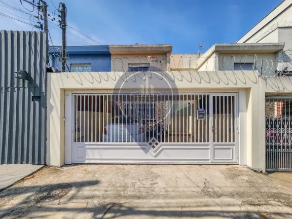 Imagem Imóvel Residencial Espaçoso e Aconchegante no Jabaquara: 3 quartos, 1 suíte, 2 salas, 3 banheiros, 2 vagas de garagem, 210m² de área - São Paulo-SP.