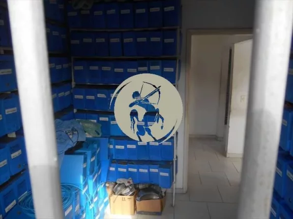 Imagem DEPÓSITO, CABEM 7 CARRETAS, TODA MURADA PRÓXIMA A NOSSA SRA. DE FÁTIMA