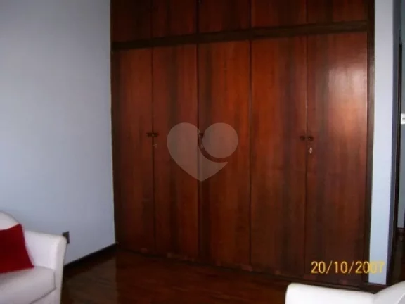 Imagem Casa à venda com 4 quartos, sendo 4 suítes, em Jaguaré, São Paulo - SP