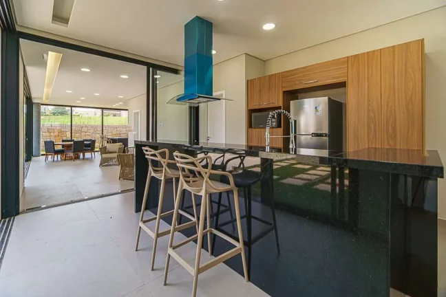 Imagem Casa de condomínio à venda em Itu, Jardim Villas do Golf, com 4 quartos, 331m2