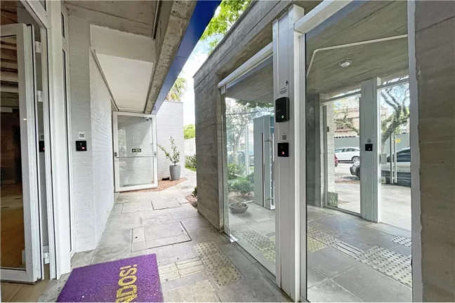 Imagem SCDE 415 Apto 610101012-12 - Apartamento à venda no bairro Santa Cecília - Porto Alegre/RS