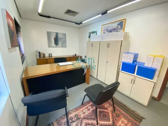 Imagem Excelente Casa Comercial à Venda em Jardim América - São Paulo/SP.