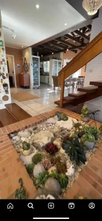Imagem Casa alto padrão pé na areia com 3 suítes e 2 vagas de garagem no centro de Balneário Piçarras