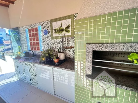 Imagem Casa à venda na Trindade - Florianópolis