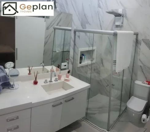 Imagem EXCELENTE CASA COMERCIAL COM MORADIA!!! ÓTIMO PARA INVESTIDOR!!!