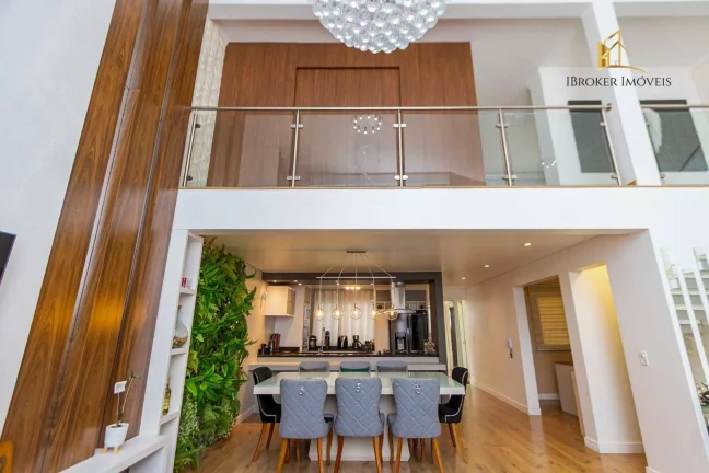 Imagem Sobrado mobiliado com 3 suítes à venda, 185 m² por R$ 1.530.000 - Uberaba - Curitiba/PR