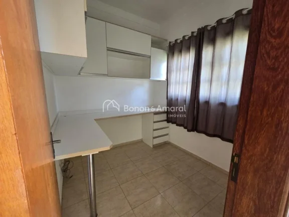 Imagem Esta linda residência une conforto e sofisticação em cada detalhe. São 3 dormitórios, sendo 1 s...