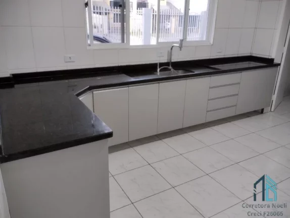 Imagem Sobrado 03 quartos c/suíte, ático, 06 vagas no Pinevile em Pinhais PR