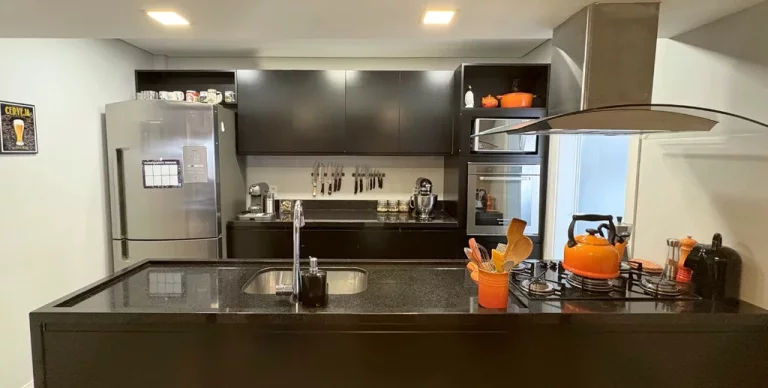 Imagem Fávia Apto CH3837 - Apartamento à venda no bairro Rio Branco - Porto Alegre/RS