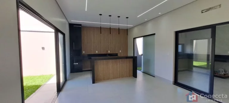 Imagem Casa à Venda no Bairro Campos Elíseos – 3 Quartos (1 Suíte), Área Gourmet, Alto Padrão – 301m²