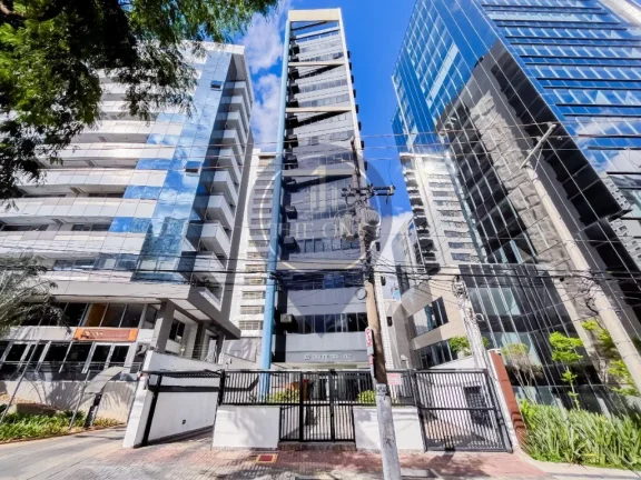 Imagem Oportunidade única: Sala comercial à venda em Pinheiros, São Paulo-SP, com 3 salas, 1 banheiro, 2 vagas de garagem e 45,27 m² de área.
