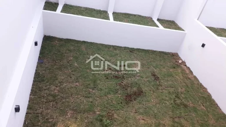 Imagem Sobrado Suíte e 2 Quartos La Salle
