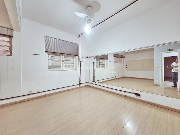 Imagem Casa comercial para alugar no Taquaral em Campinas!!

Espaço todo preparado para uma academia ou fi...