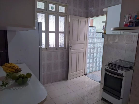 Imagem Casa no Conjunto Prisco Viana - 3/4, 160m², Suítes, Garagem - Consulte-nos!