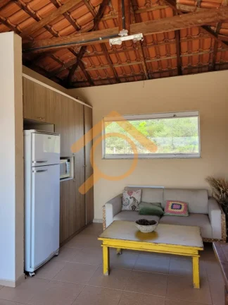 Imagem Imóvel de Alto Padrão à Venda em Condomínio no Jardim Umuarama, SP: 3 Quartos, 1 Suíte, 2 Salas, 3 Banheiros, 2 Vagas.