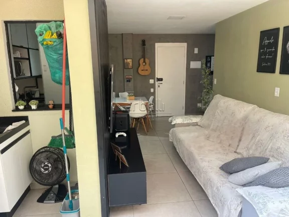 Imagem Apartamento com 70M², 2 dormitórios, sala, cozinha, área de serviços, varanda e 1 vaga de garage...