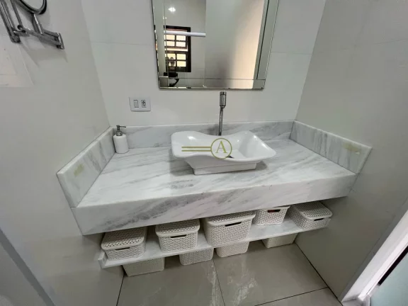 Imagem Sobrado a venda Porteira Fechada com Piscina e Churrasqueira 5 Dormitórios