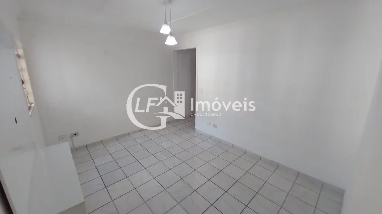 Imagem APARTAMENTO RICO EM ARMARIOS COM TRES QUARTOS