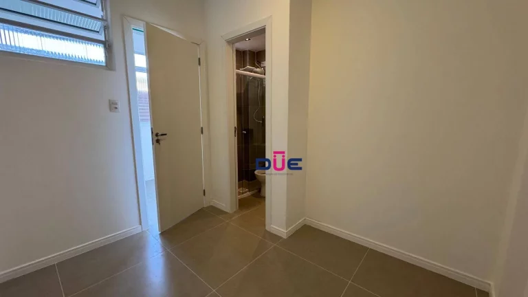 Imagem Apartamento com 2 dormitórios à venda, 83 m² por R$ 530.000,00 - Encruzilhada - Santos/SP
