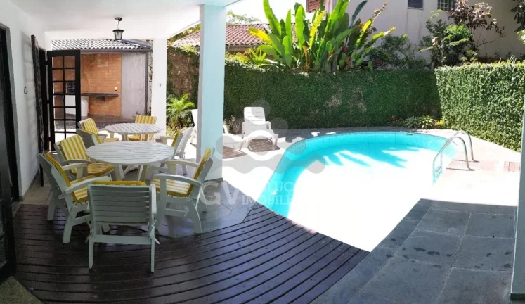 Imagem Casa com 4 dormitórios para alugar, 200 m² por R$ 1.500,00/dia - Condomínio Lagoinha - Ubatuba/SP