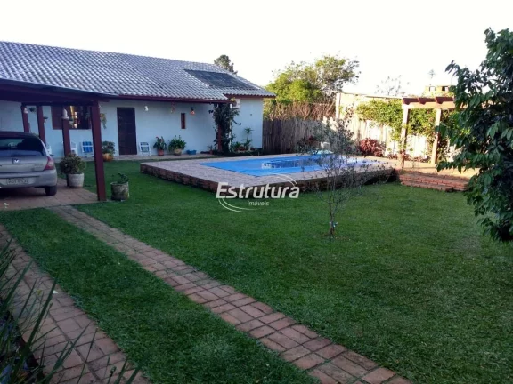 Casa com piscina em Itaara próxima ao Parque Pinhal