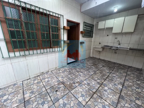 Imagem Casa na zona 2 da Ocian, Praia Grande 325mil