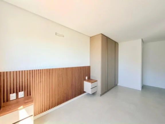 Imagem Apartamento 3 Dormitórios - Bairro Zona Nova