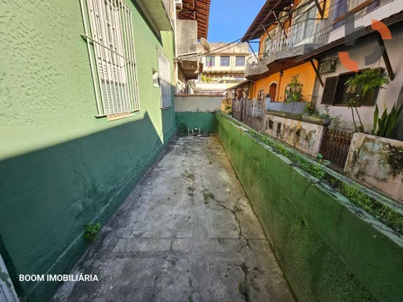 Imagem Casa com 2 dormitórios à venda, 40 m² por R$ 180.000,00 - Centro - Nova Iguaçu/RJ