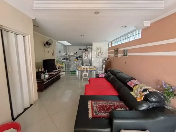 Imagem Sobrado com 2 dormitórios à venda, 193 m² por R$ 585.000,00 - Vila Acoreana - Poá/SP