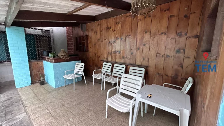 Imagem Casa Comercial na Freguesia