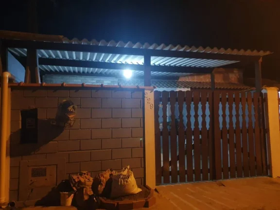 Imagem Casa para Venda em Itanhaém, Umuarama, 4 dormitórios, 2 banheiros, 1 vaga