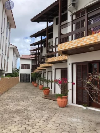 Imagem Casa Geminada Triplex!