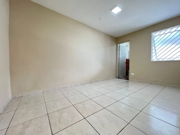 Imagem Casa para Venda em Praia Grande, Caiçara, 2 dormitórios, 1 suíte, 3 banheiros, 3 vagas