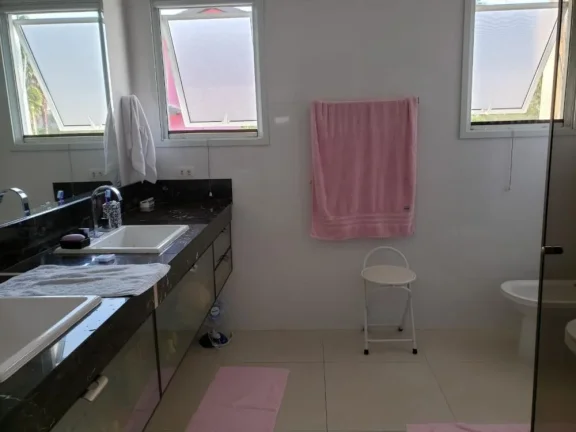 Imagem Casa no Res. Melville - 400m²