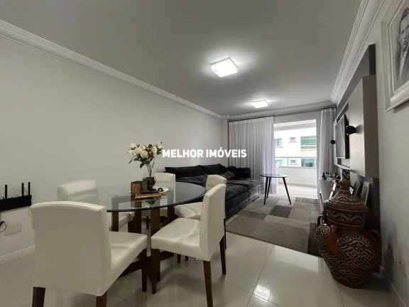 Imagem Apartamento à venda com 3 dormitórios e 2 vagas privativas no Centro de Balneário Camboriú