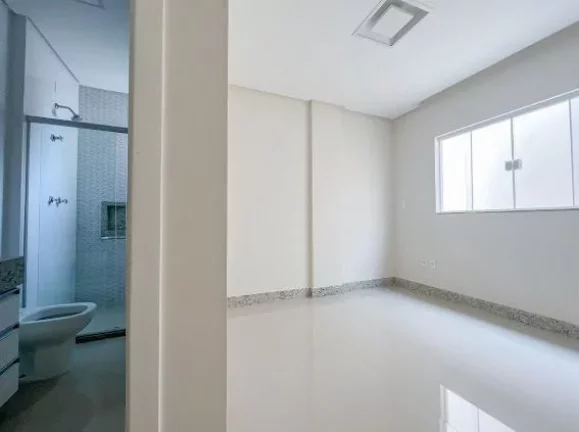 Imagem Casa Duplex, 03 Suites, Area de Lazer Completa, 03 Vagas de Garagem, Praia do Morro, Guarapari - ES