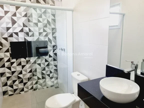 Imagem Sobrado com 3 quartos (todos suítes planejadas, ar condicionado e máster com closet) e escritório...