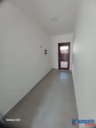 Imagem VENDO CASA NO CONDOMINIO LA VIE