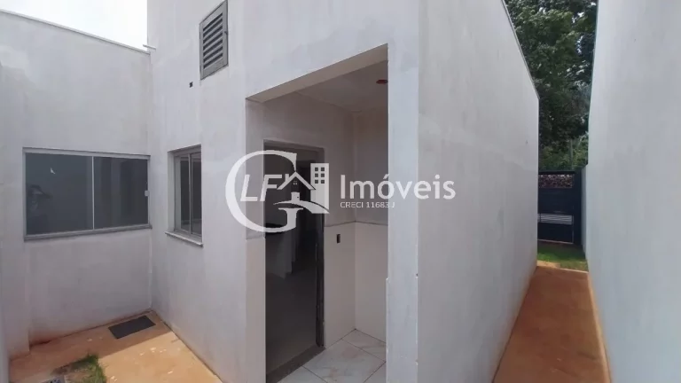 Imagem Casa à venda em Campo Grande-MS, Bairro Nova Lima: 2 quartos, 1 sala, 2 vagas de garagem, 45m². Entre já!