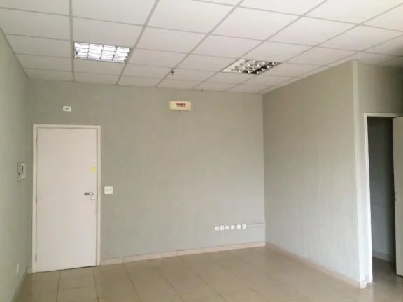 Imagem Sala Comercial para Venda em São Caetano do Sul / SP no bairro Santa Paula