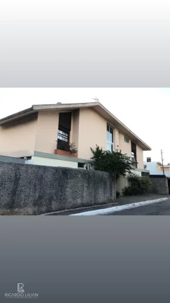 Imagem Lindo sobrado localizado na Vila Santana.