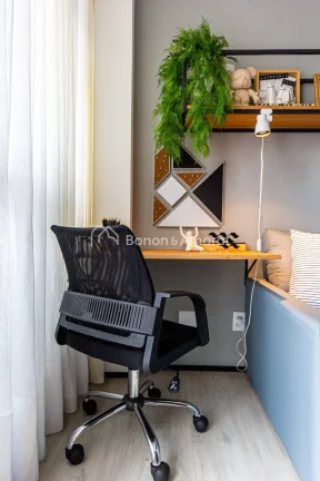 Imagem Apartamento impecável, totalmente mobiliado e repaginado por arquiteto, unindo sofisticação e pra...