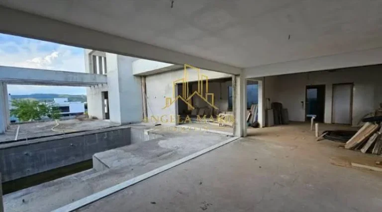Imagem Casa 4 dormitórios ( 3 suítes), 4 vagas, Colinas do Paratehy Norte.
