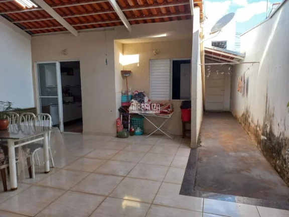 Imagem Casa à venda no Condomínio Terra Nova, no Recreio dos Bandeirantes, Uberaba