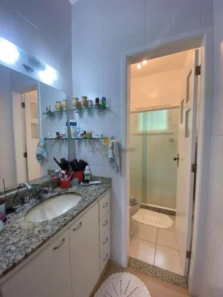 Imagem Casa em Condomínio para Venda em Teresópolis / RJ no bairro Ermitage