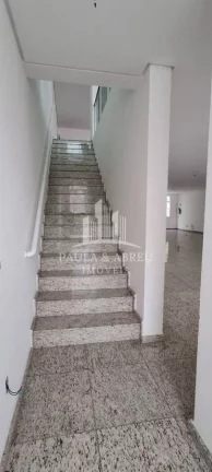 Imagem Aluga-se 2 Sobrelojas, Elevador, 200m² cada, 2 Banheiros, Fino Acabamento, no Jardim Itapeva, Mauá-SP