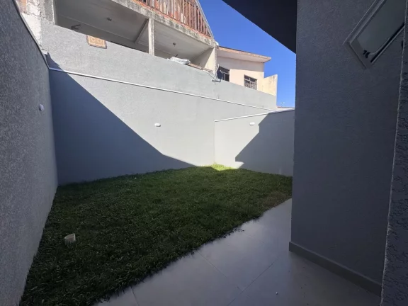 Imagem Casa para Venda em São José dos Pinhais, Cidade Jardim, 3 dormitórios, 1 suíte, 2 banheiros, 2 vagas