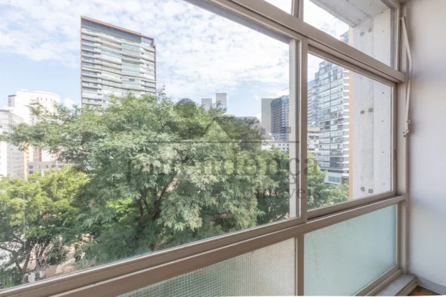 Imagem Apartamento amplo na Oscar Freire, 205m² com ótima distribuição e pé direito alto Em 2009 o apa...