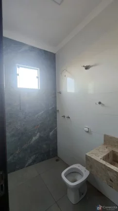 Imagem Casa à Venda no Bairro Barreiro – Patos de Minas | 2 Quartos (1 Suíte), R$250 mil