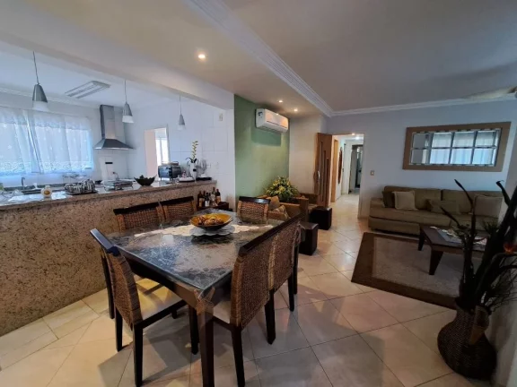 Imagem PRÉDIO FRENTE AO MAR NA ASTÚRIAS, APARTAMENTO COM 4 SUÍTES, 2 VAGAS PARA AUTO.